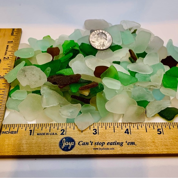 BEACH SEA GLASS 170+pieces Beautiful shapes & colors - Picture 3 of 11